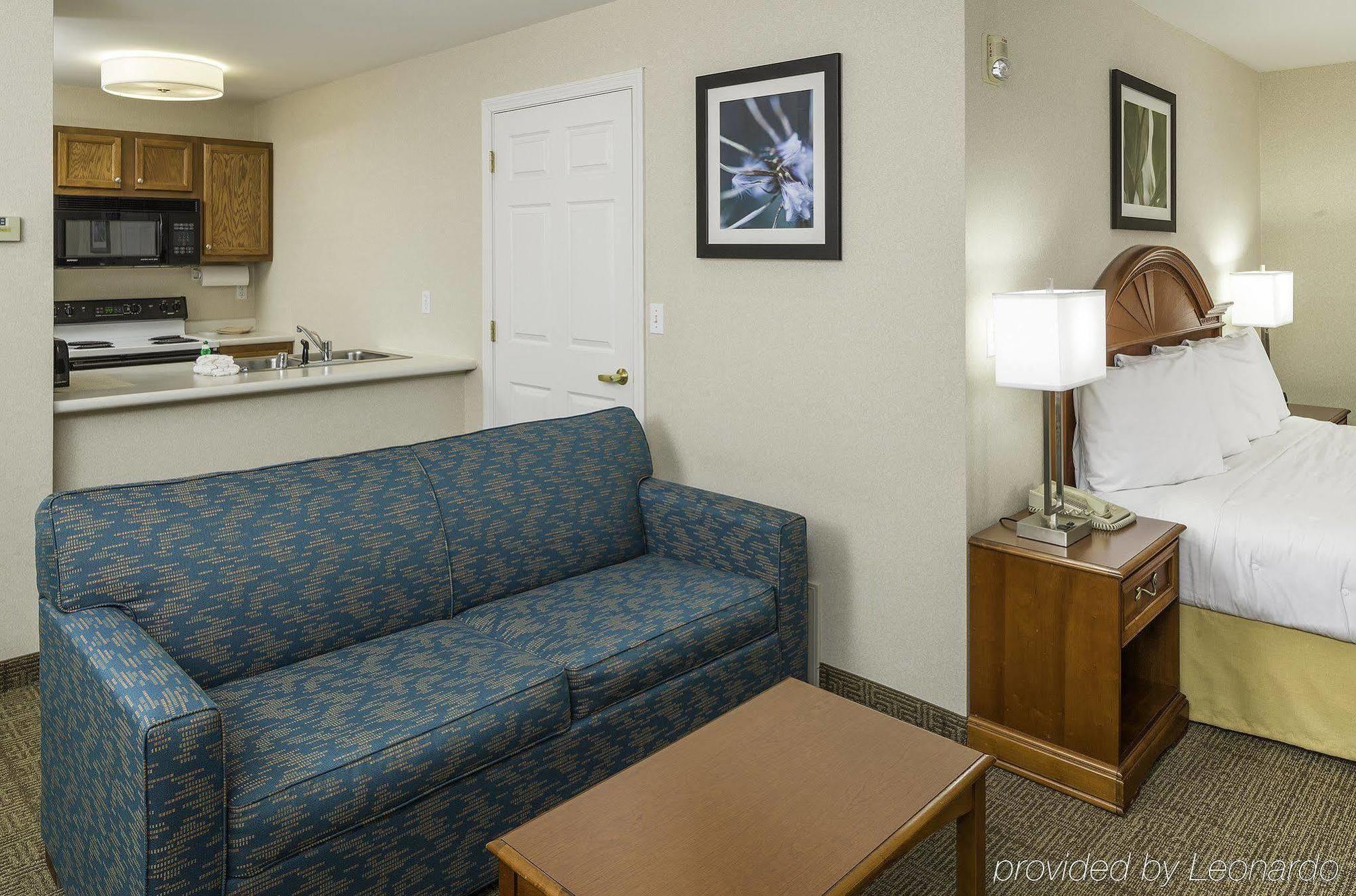 Smart Suites, Ascend Hotel Collection South Burlington Exterior photo